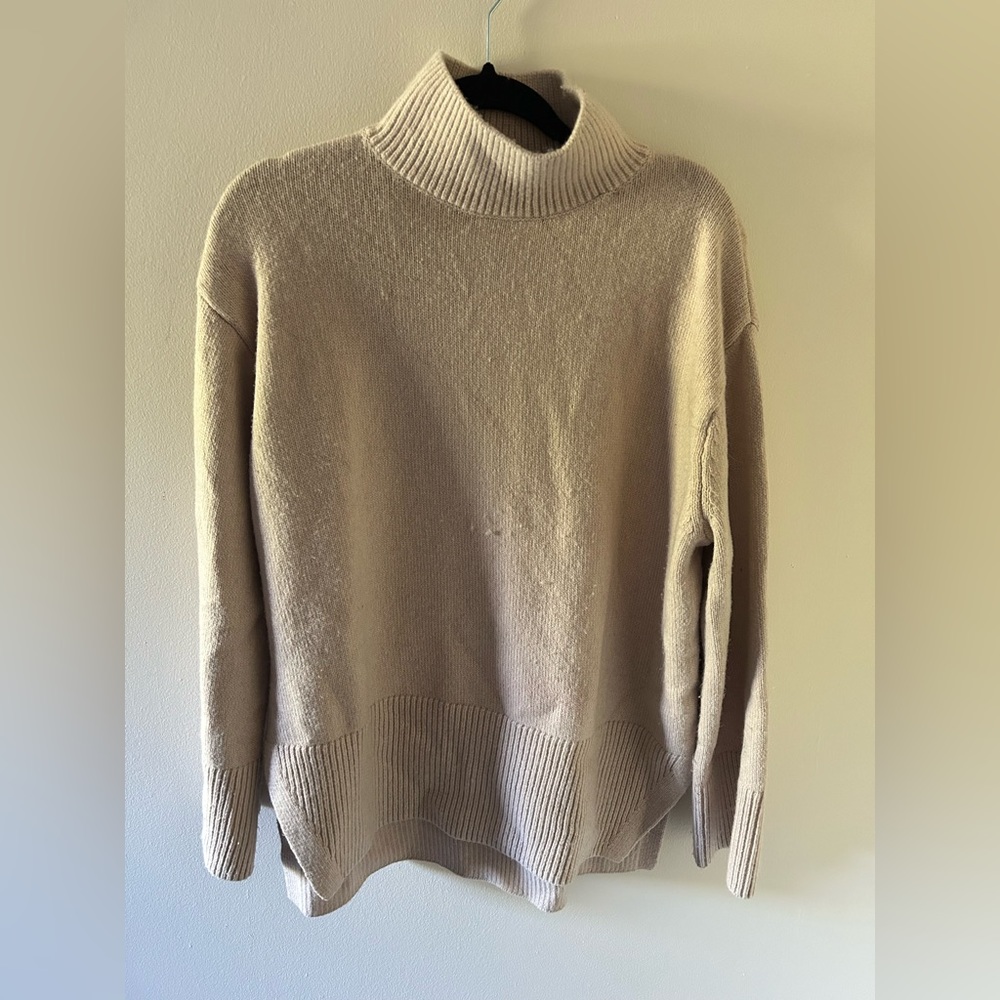 Light pink warm sweater